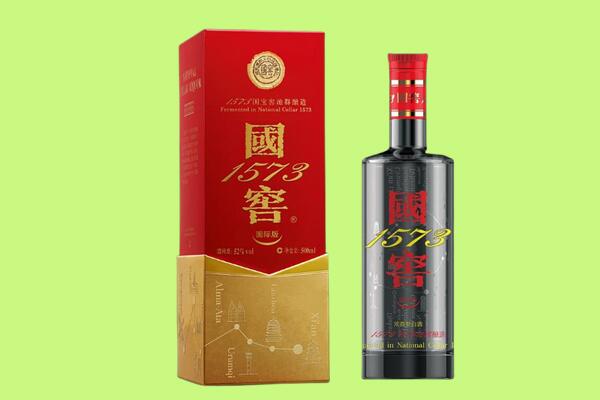 武汉江夏区回收国窖1573.jpg